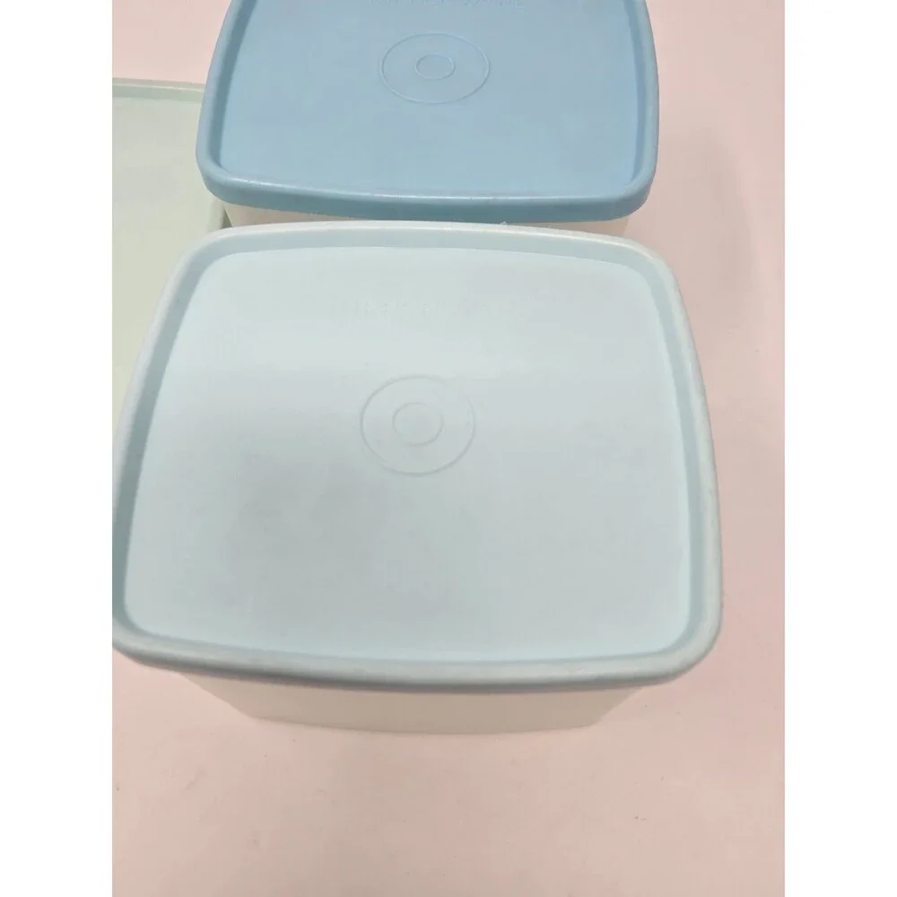 VINTAGE TUPPERWARE LOT OF 18 FOOD STORAGE TEAL SEAFOAM GREEN STACKABLE 1990s